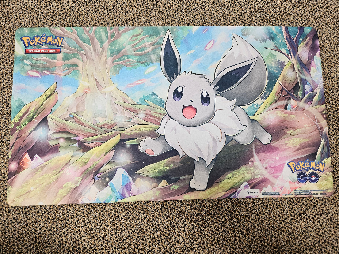 Shining Eevee Pokemon GO Playmat
